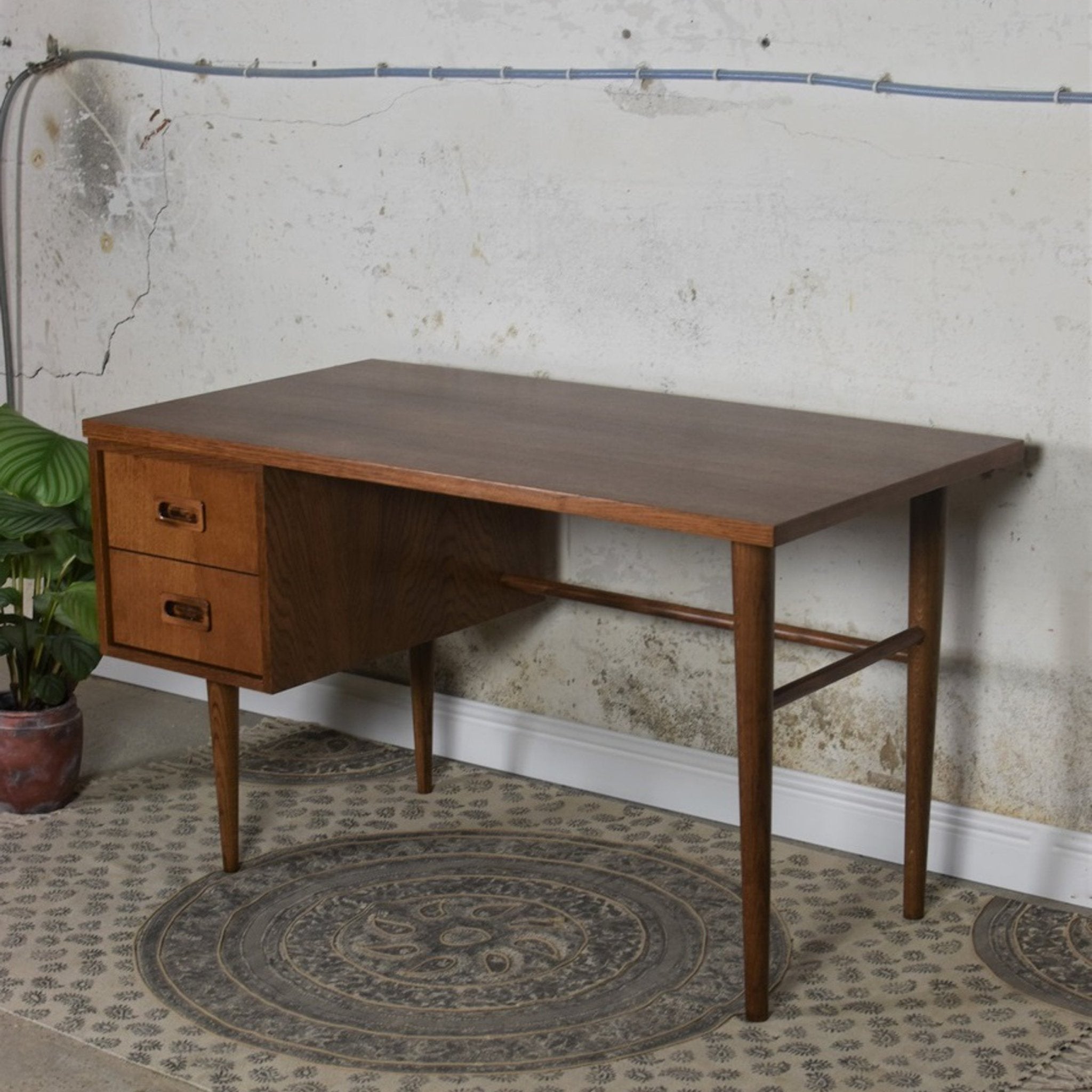 Biurko PAST - Pastform Furniture