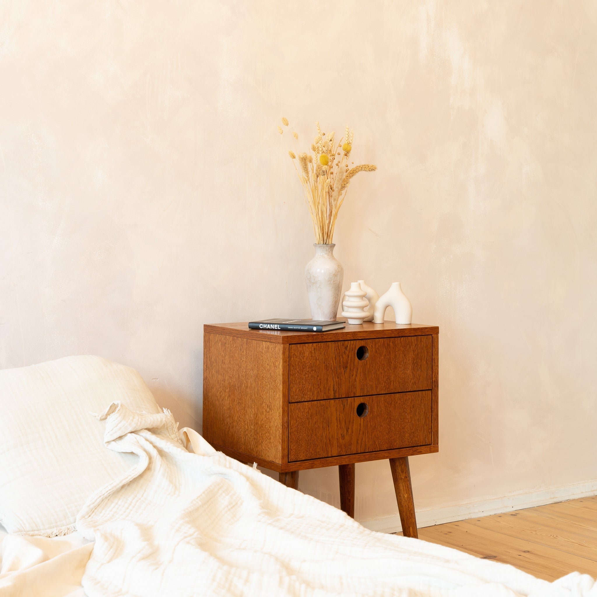 Szafka nocna BEDIE XL - Pastform Furniture